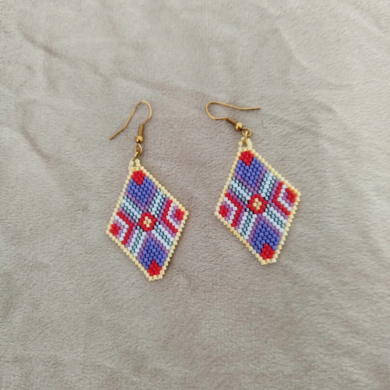 Boucles d’oreilles pendantes losanges en perles tissées myiuki