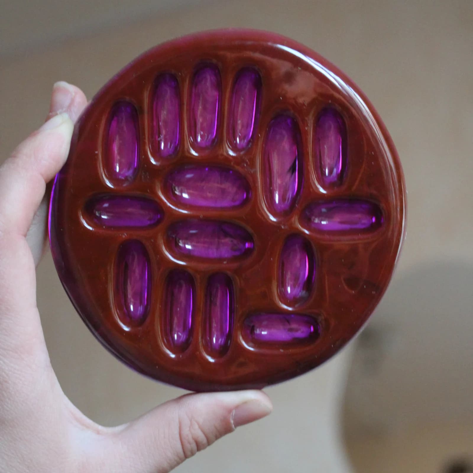 Coupelle à bijoux en résine faite main violet