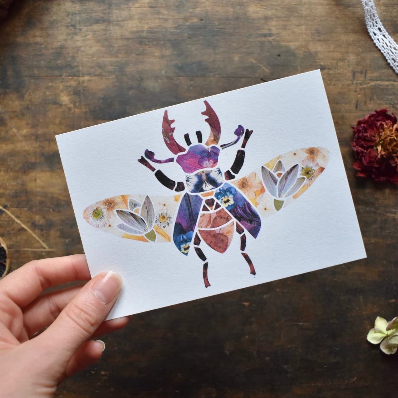 Carte Vitrail fleuri Lucane cerf-volant
