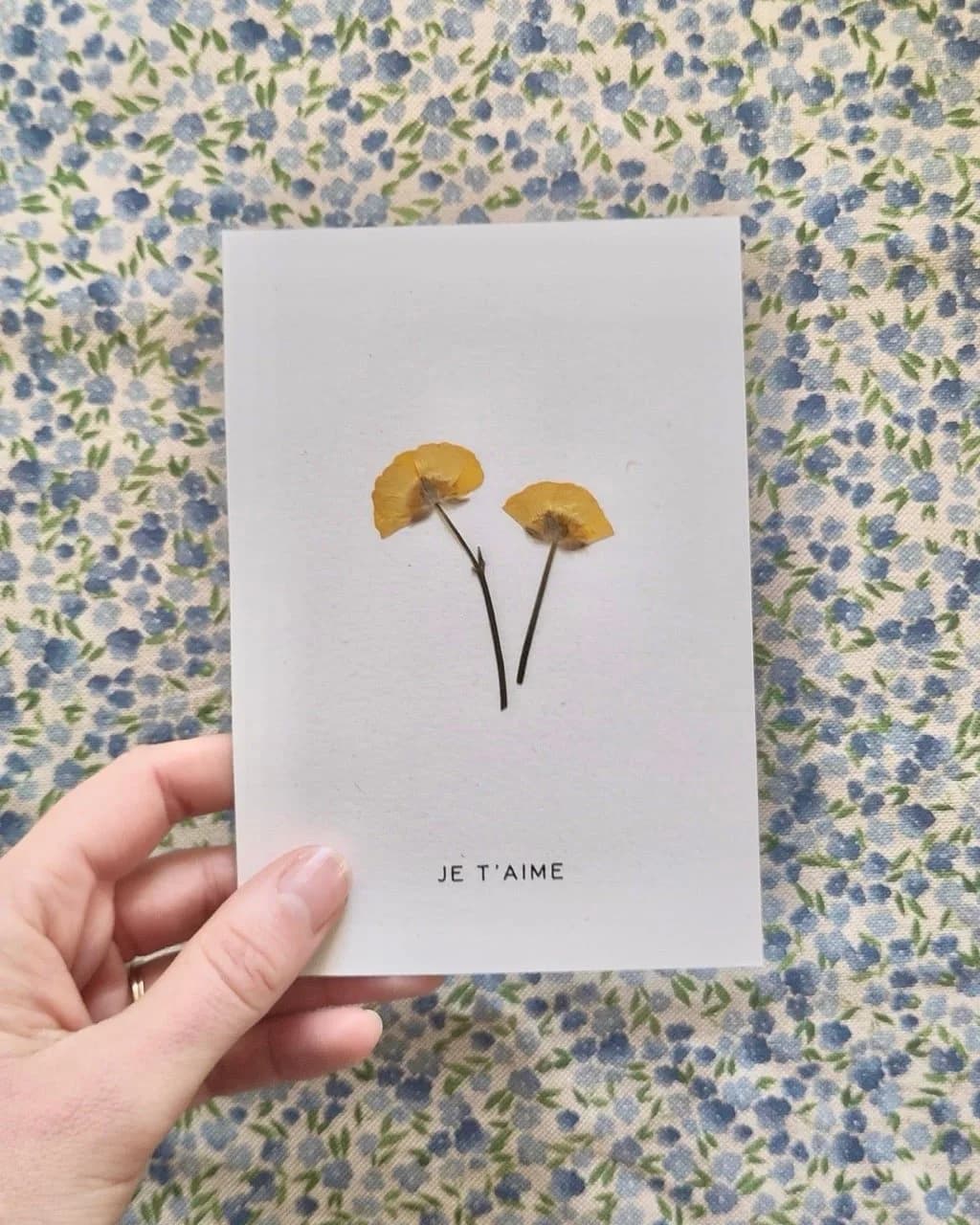 Carte fleurie - Je t’aime — Une carte