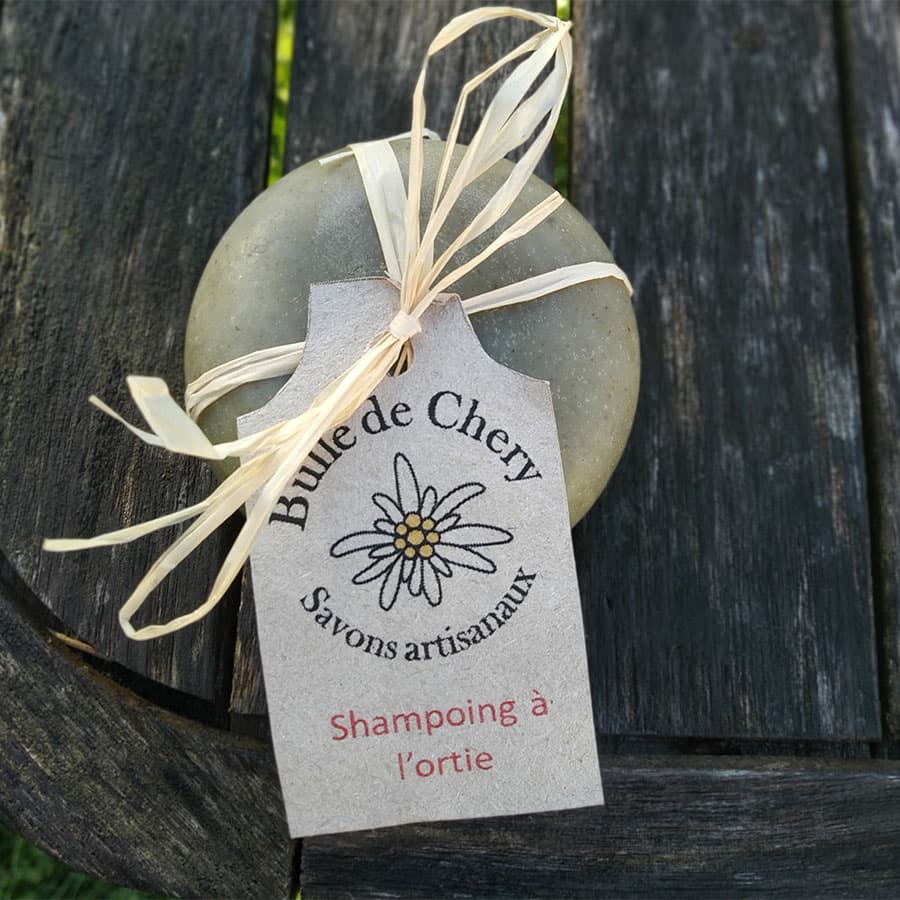 Shampoing solide rond de Bulle de Chéry