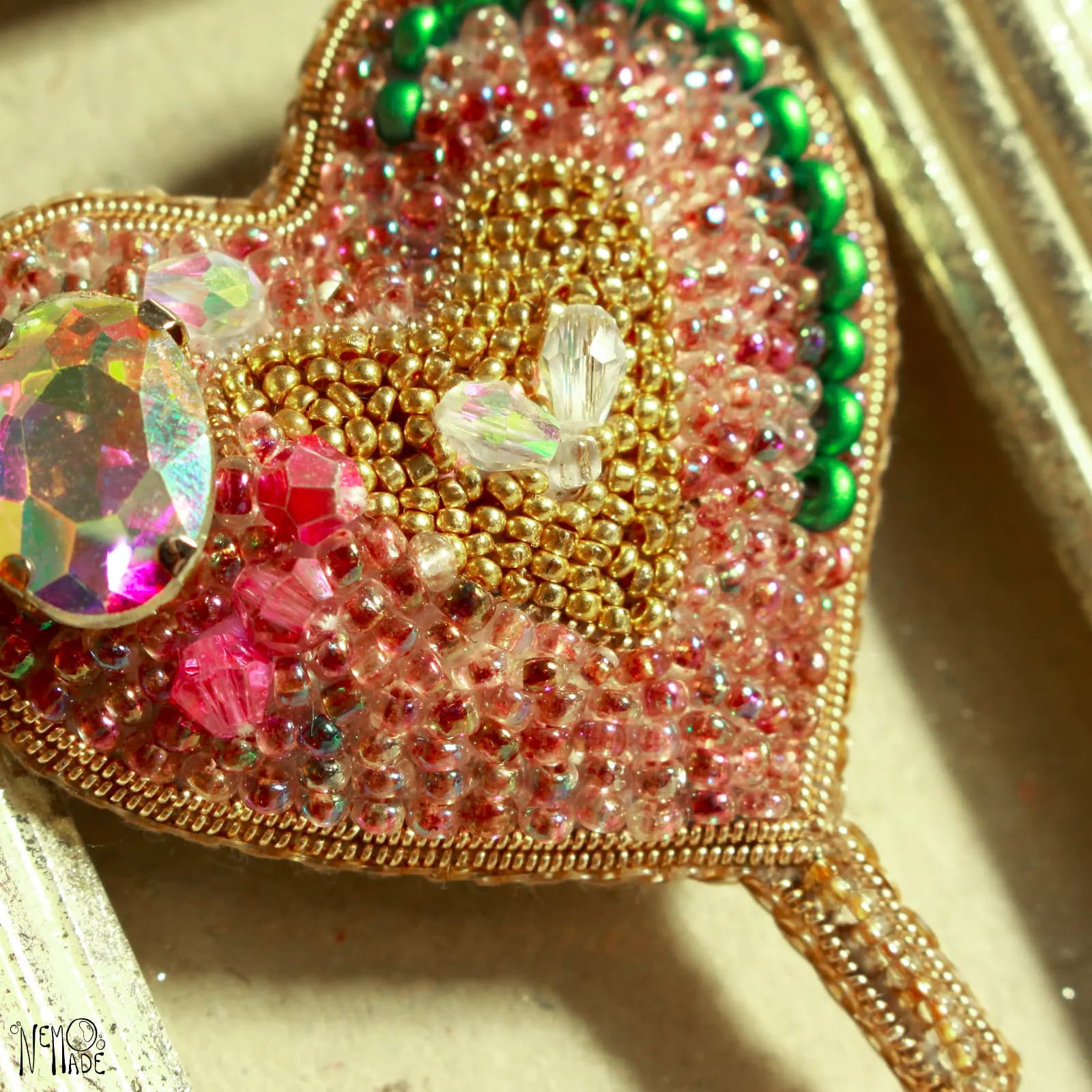 Broche "SERENADE"