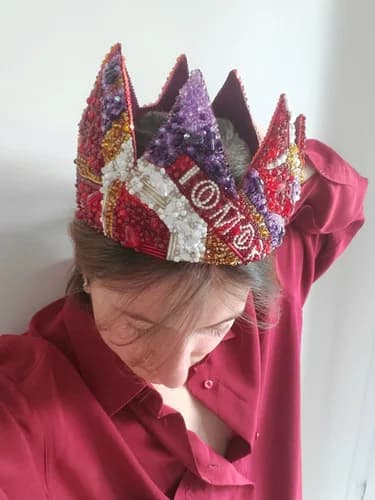Couronne "TOMORROW"