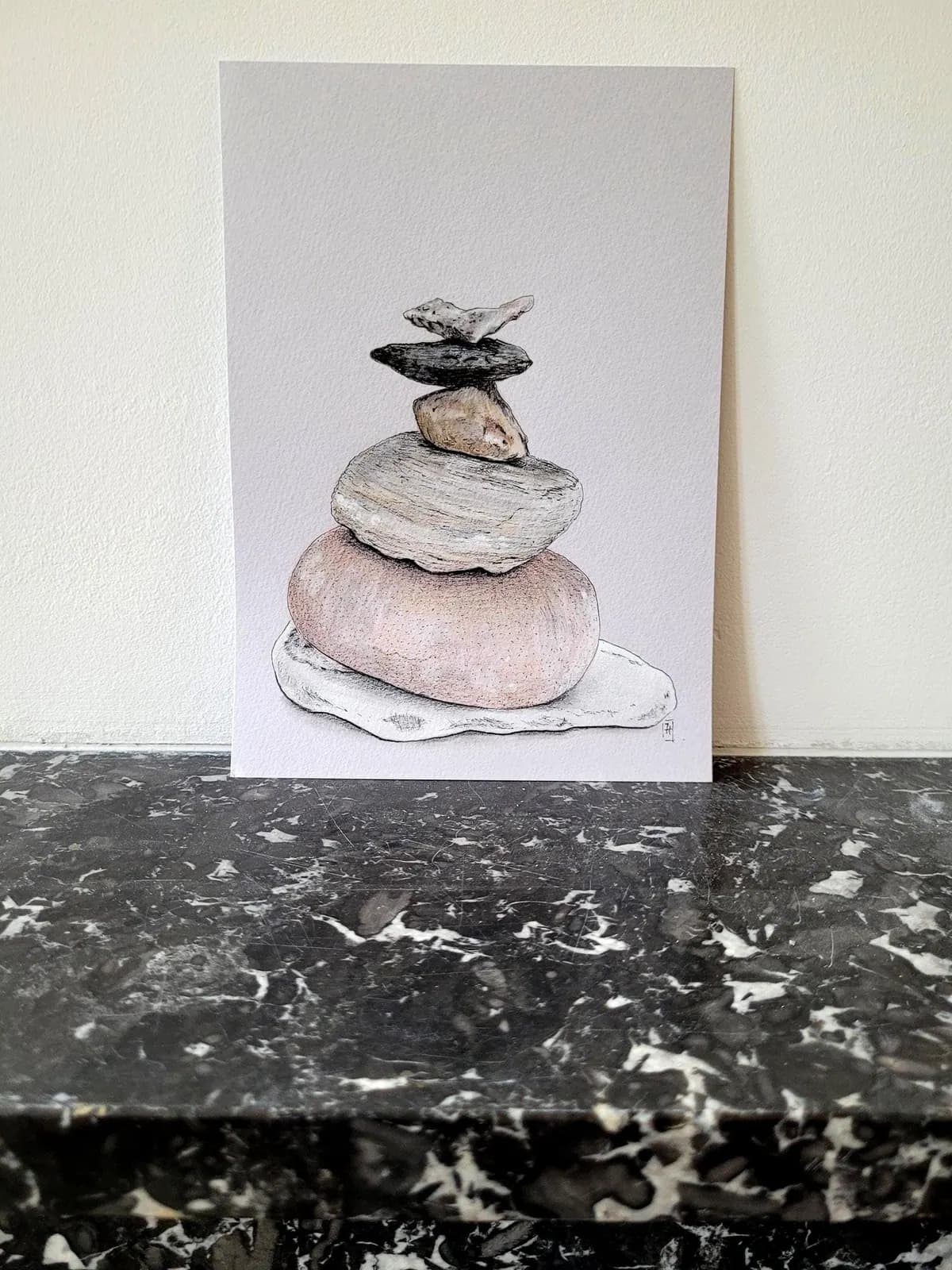Dessin original — Cairn, pierres empilées — Aquarelle et crayons de couleurs — Format A5 — vue 2