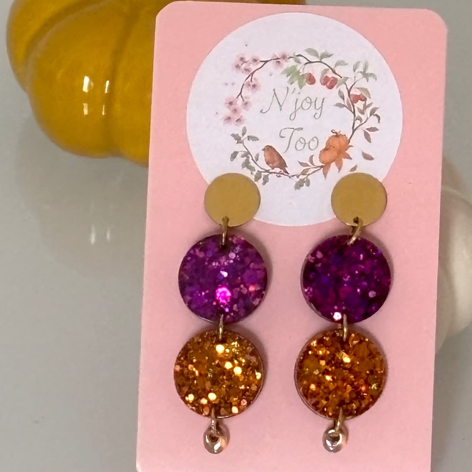 Boucles d’oreilles "Comète" à paillettes violettes et oranges