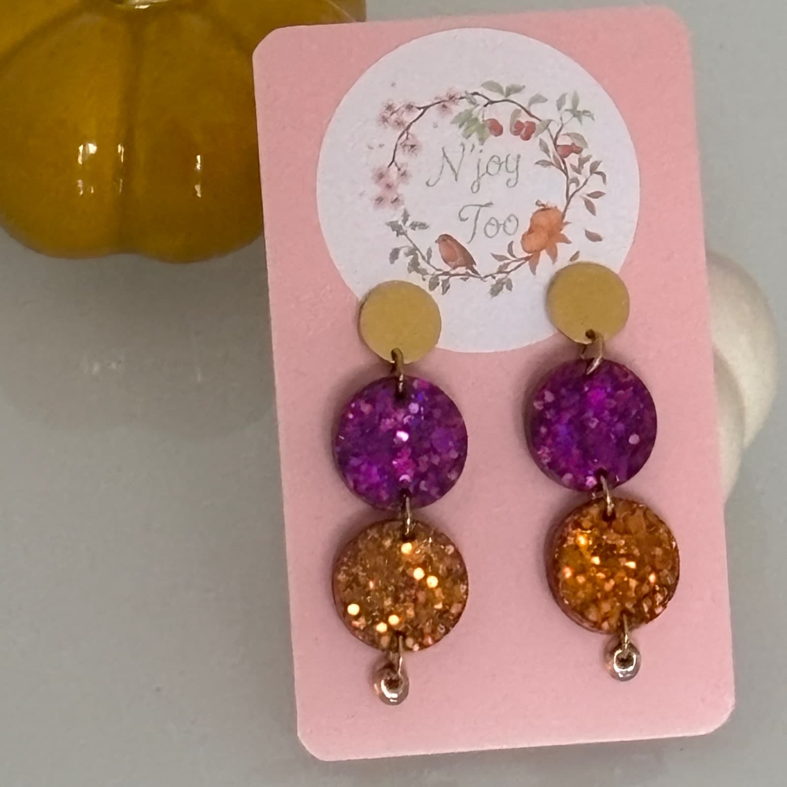 Boucles d’oreilles "Comète" à paillettes violettes et oranges