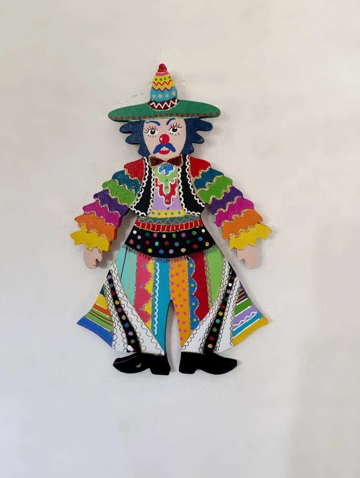 Clown mural en bois Moustacos, décoration artisanale peinte à la main, cadeau original pour décorer la chambre d'un…