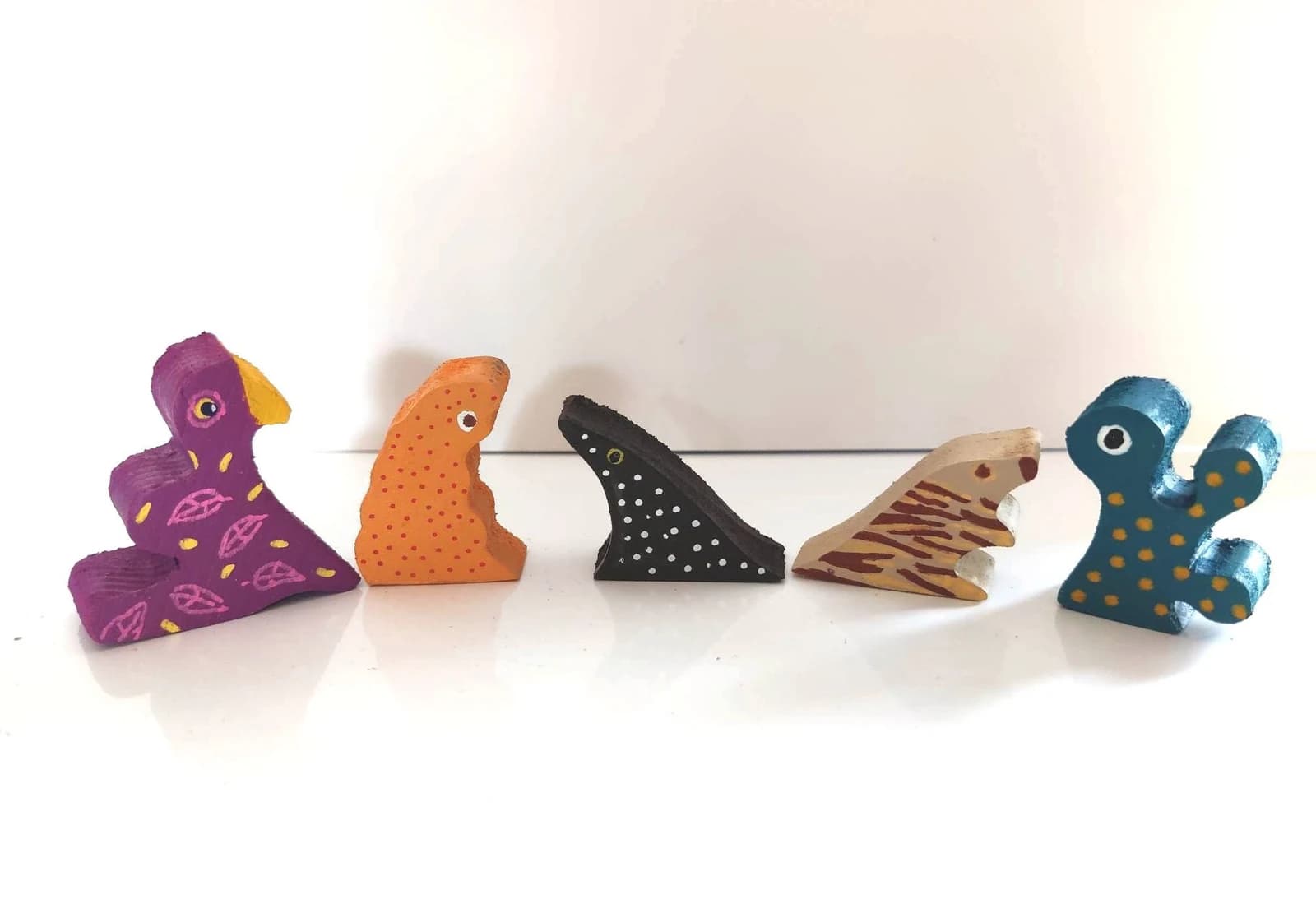 Assortiment de 5 mini animaux fabuleux en bois de sapin pour décoration avec des éléments jouets miniatures, fabs…