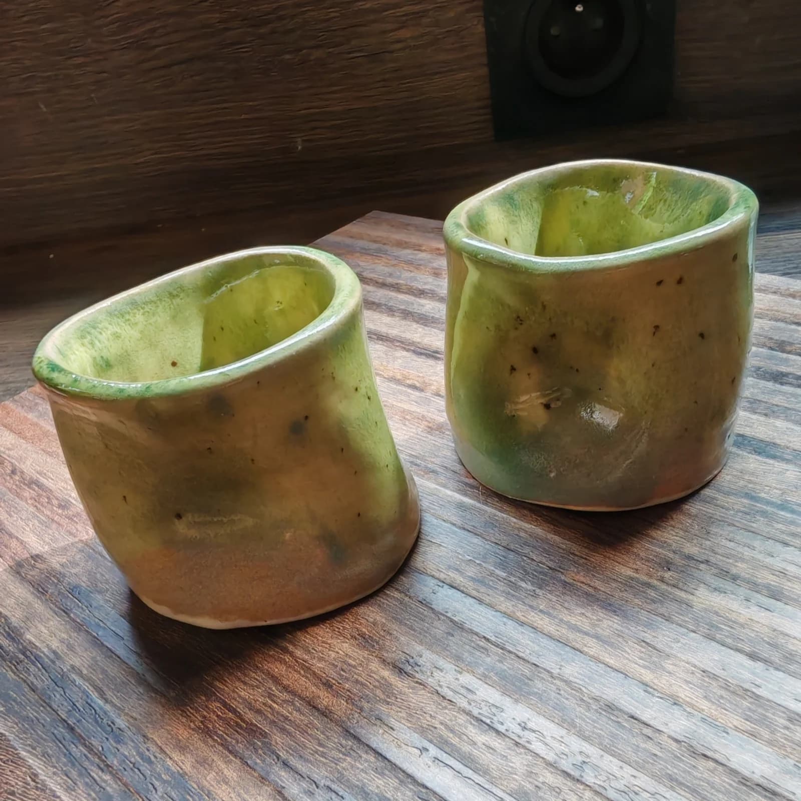 Duo de tasses à café en céramique émaillée verte