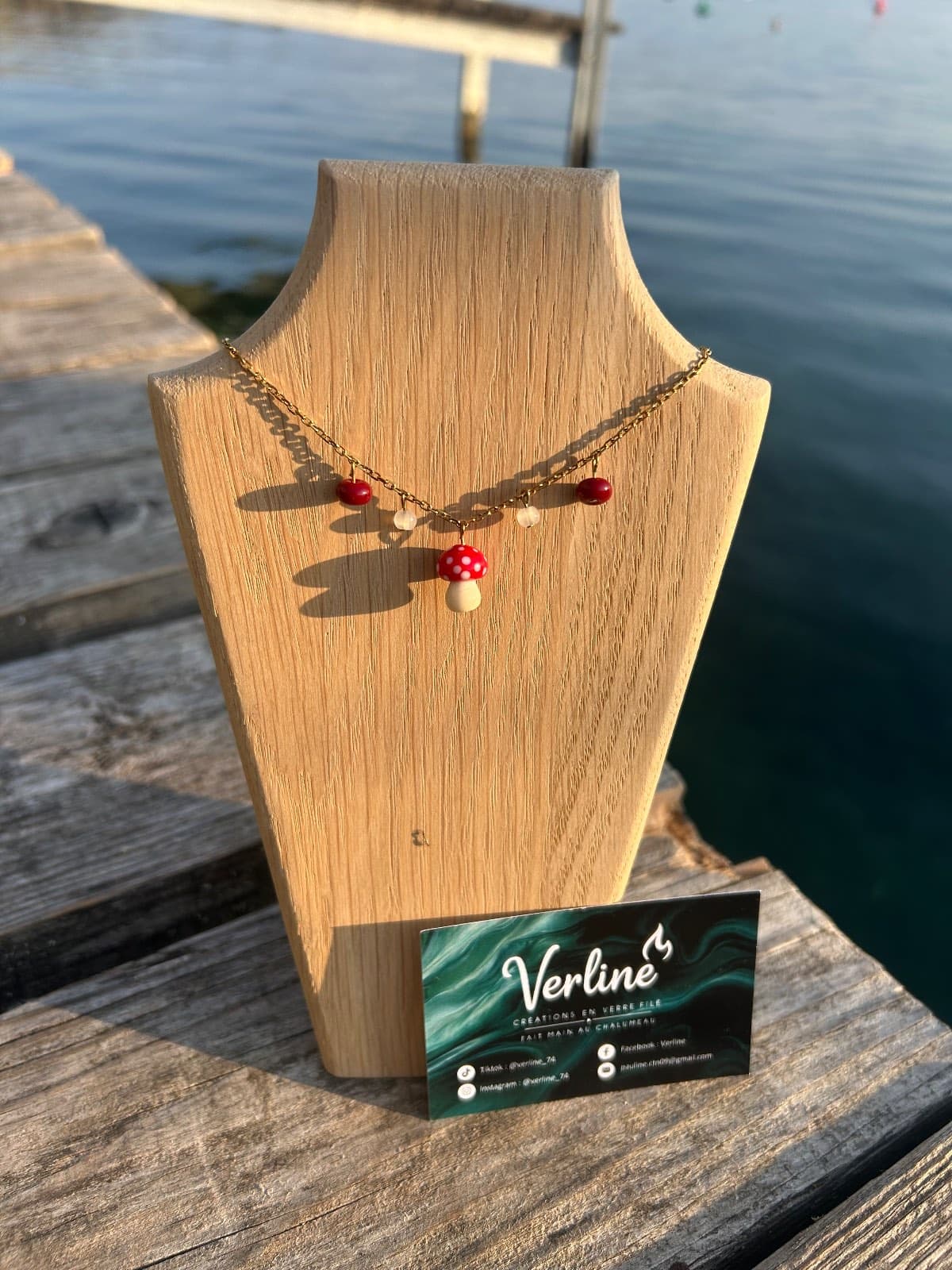 Collier à pendentif champignon et perles
