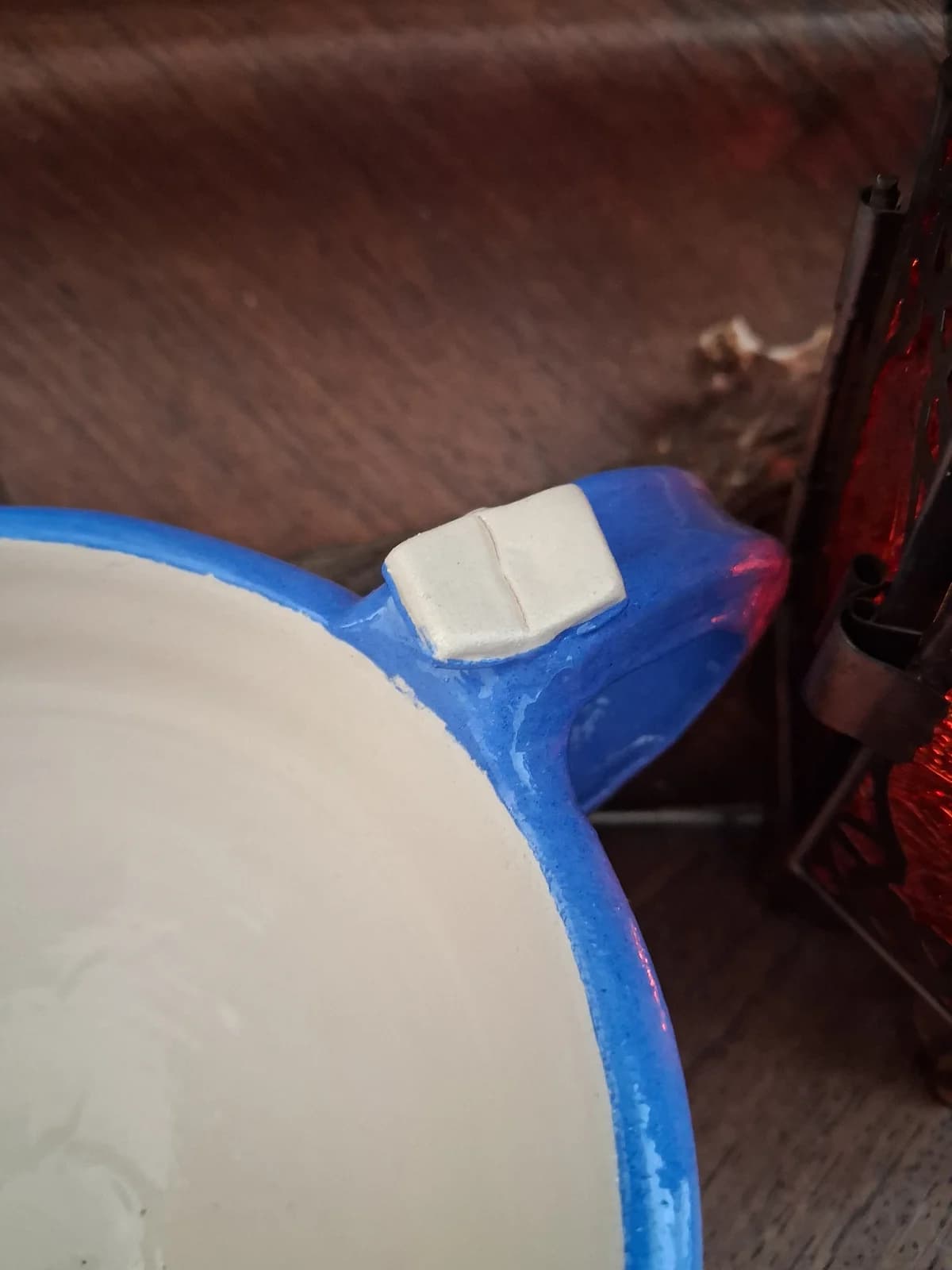 Tasse artisanale en céramique bleue Aventure