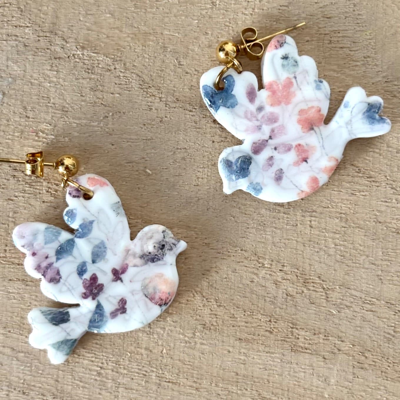 Boucles d’oreilles Sweet Bird fleuries