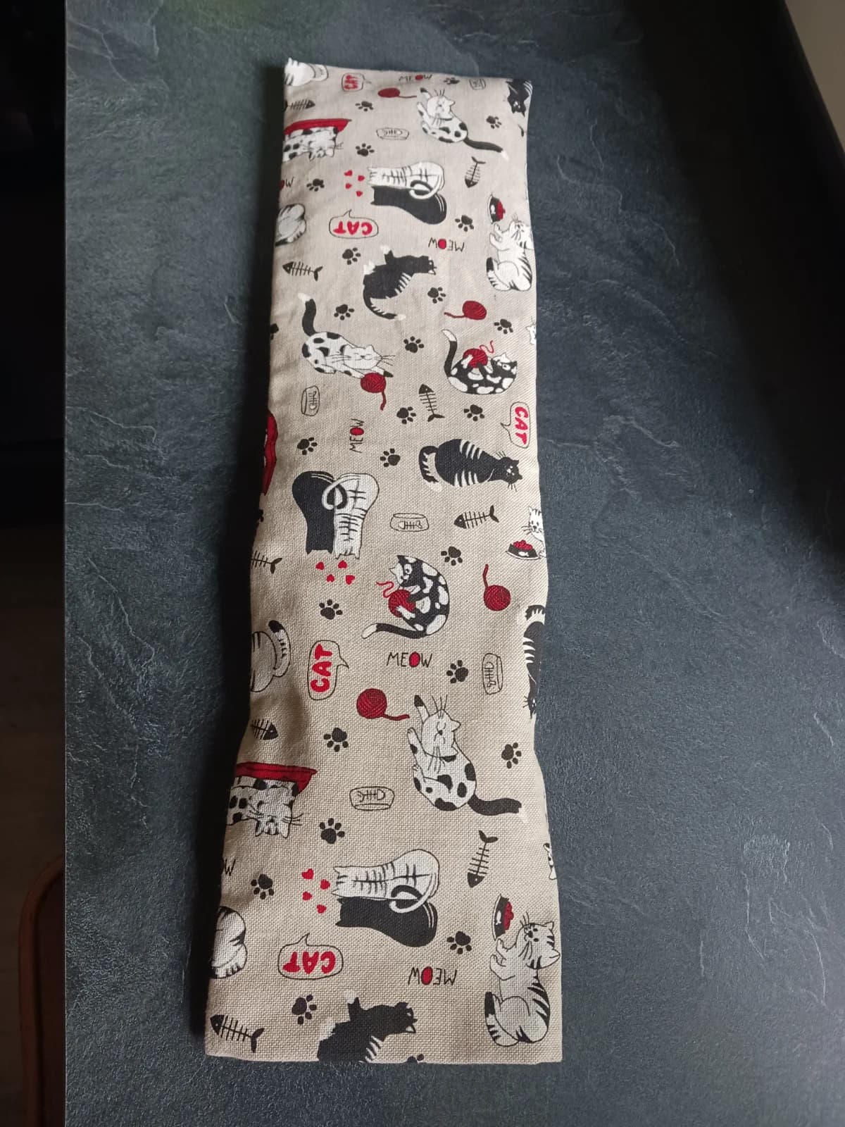 Bouillotte de blé longue en tissu à motifs chats